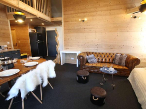 Appartement rénové 4 pièces avec mezzanine et 3 chambres, au cœur de Briançon, proche commerces et télécabine - FR-1-330C-118